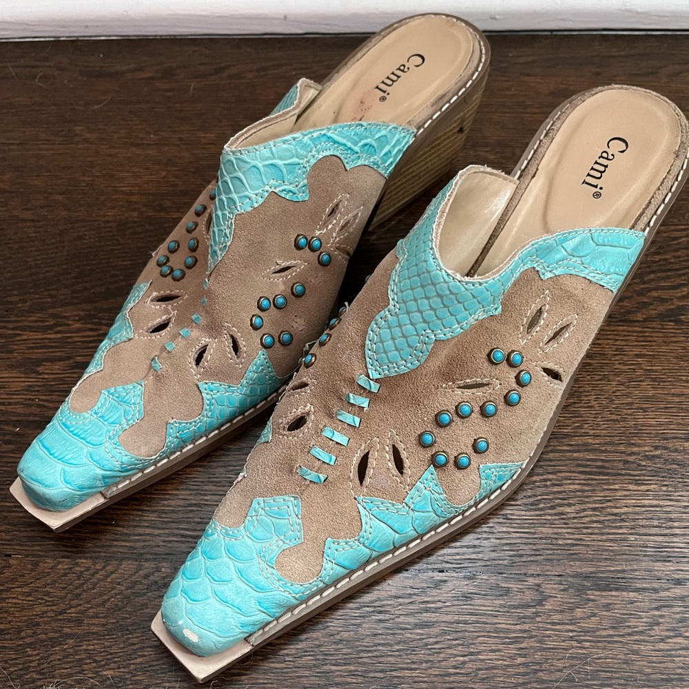 Western Mules